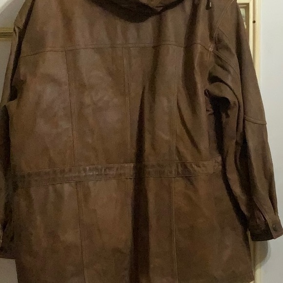 Georgetown Leather Jacket - Picture 4 of 5
